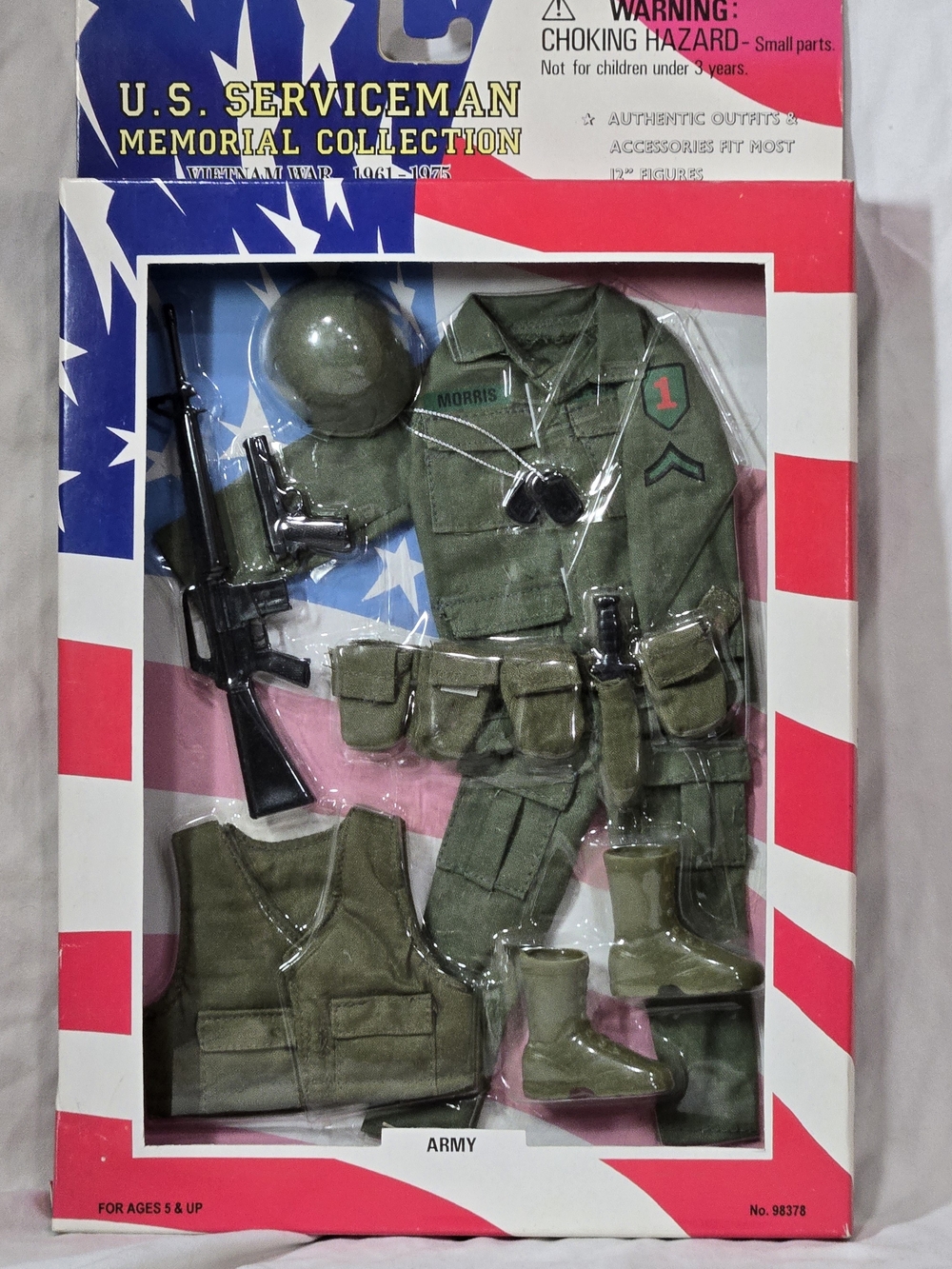 VTG 1996 Soldiers of the World Vietnam War Army Outfit 12" Figure Gear Set